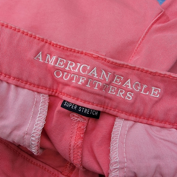 American Eagle Midi Twill Coral Pink Chino  Shorts Women's Size 8 - Picture 9 of 13